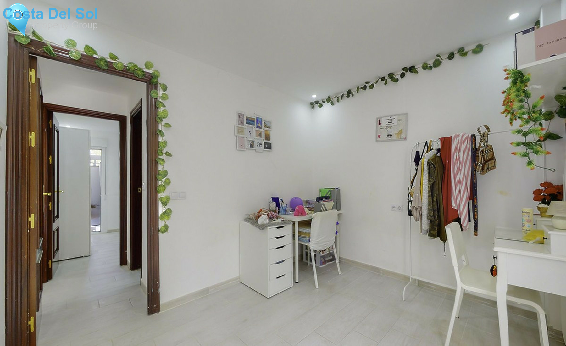 Middle Floor Apartment in Torremolinos-1458040