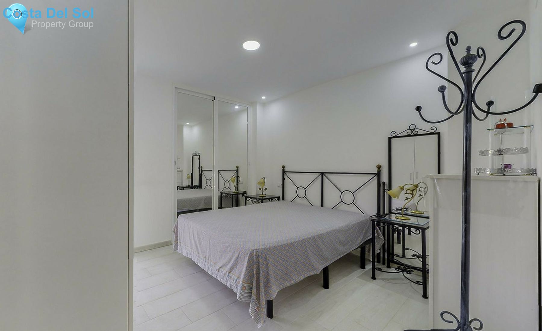 Middle Floor Apartment in Torremolinos-1458029