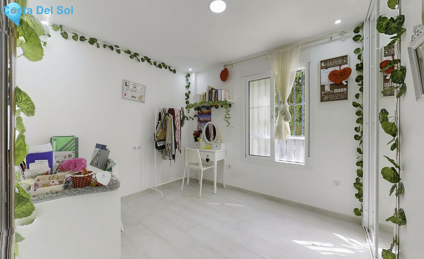 Middle Floor Apartment in Torremolinos-1458031