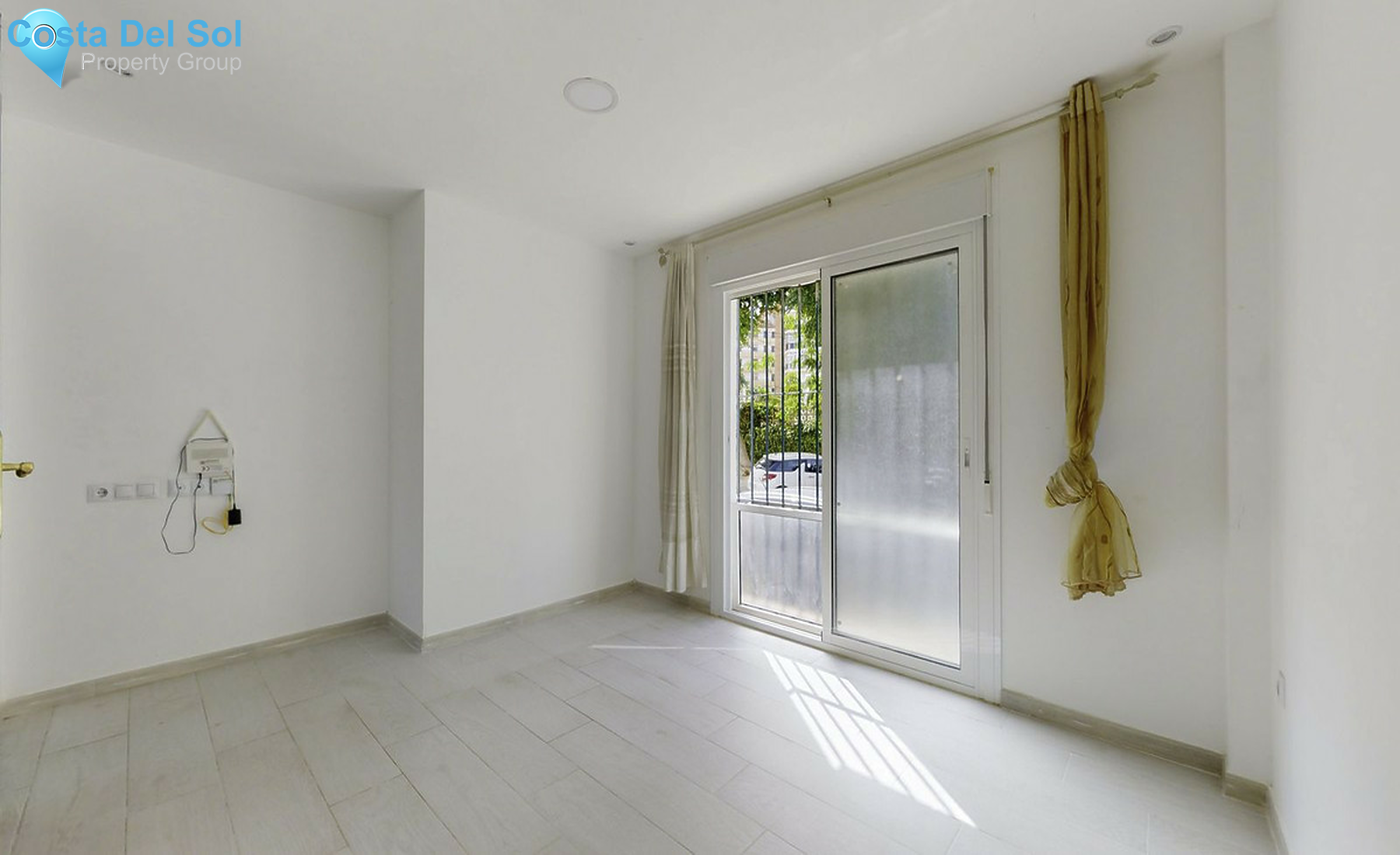 Middle Floor Apartment in Torremolinos-1458032