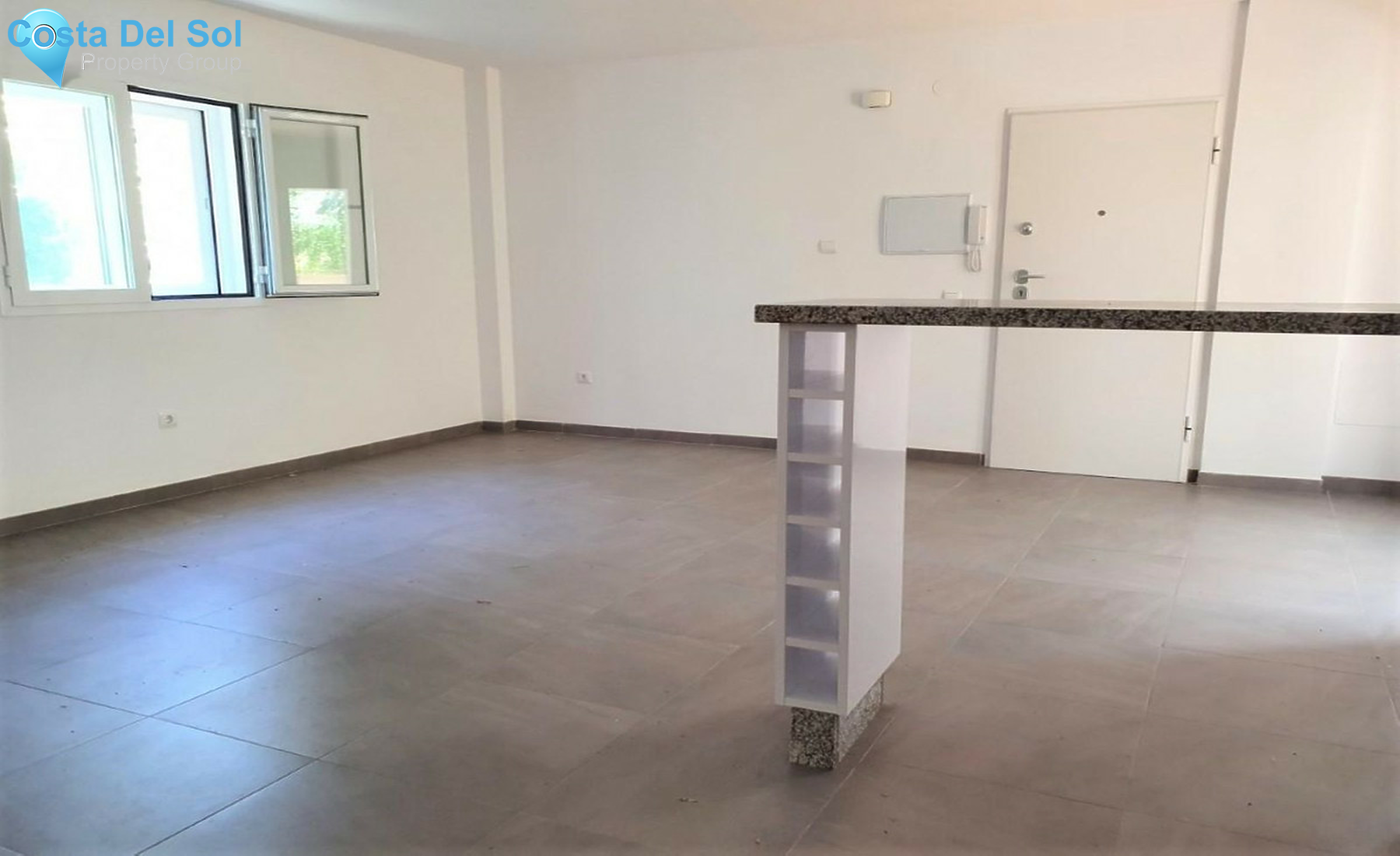 Middle Floor Apartment in Torremolinos-1477190