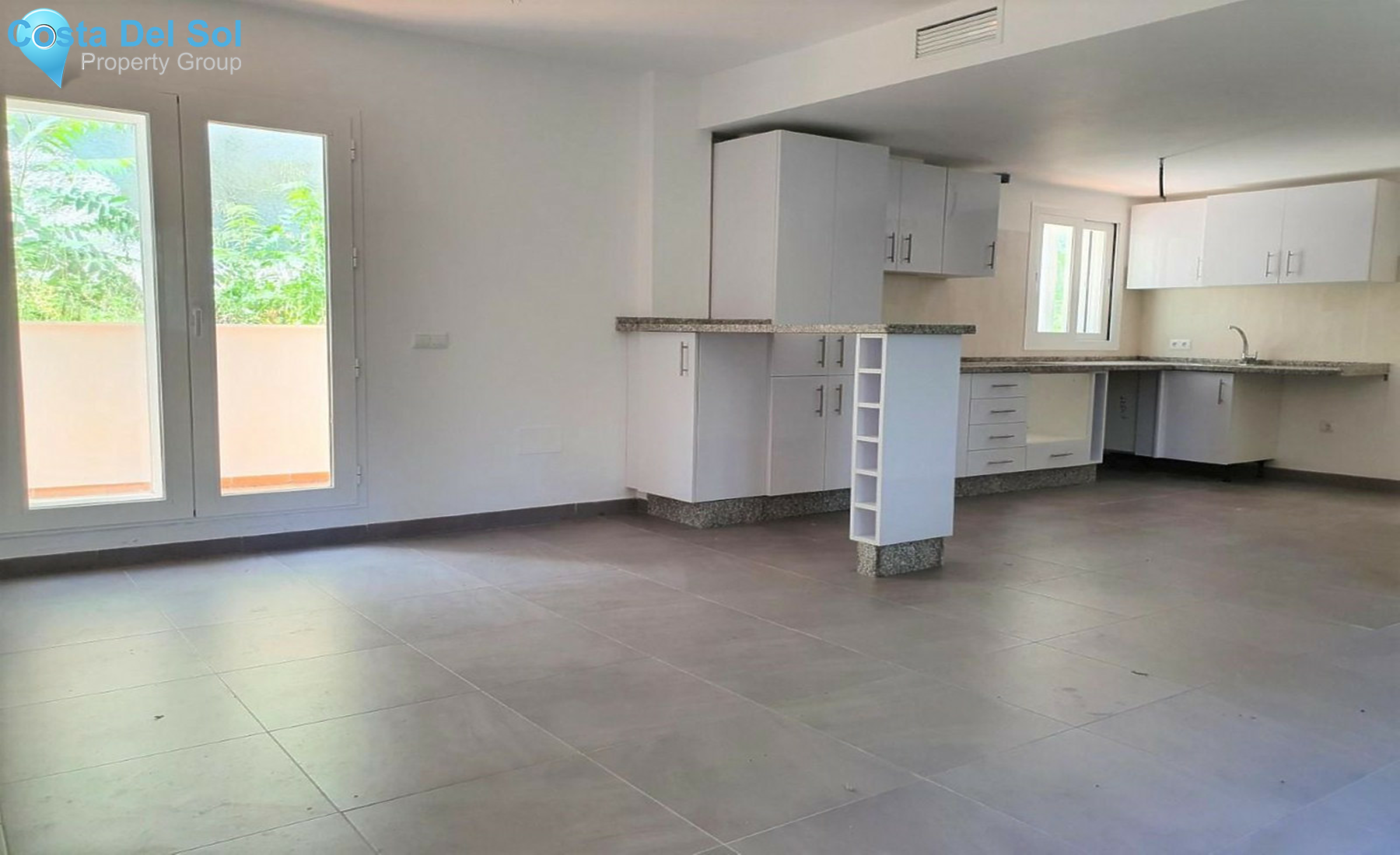 Middle Floor Apartment in Torremolinos-1477194