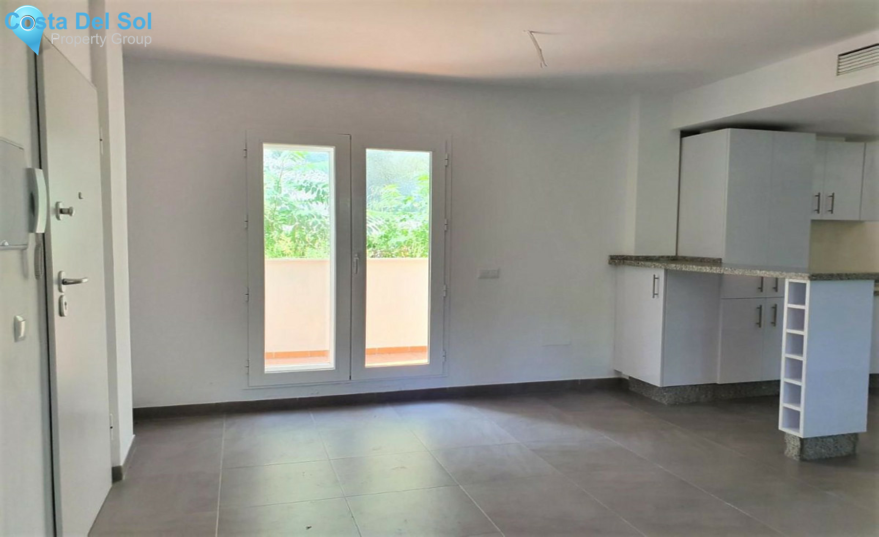 Middle Floor Apartment in Torremolinos-1477183