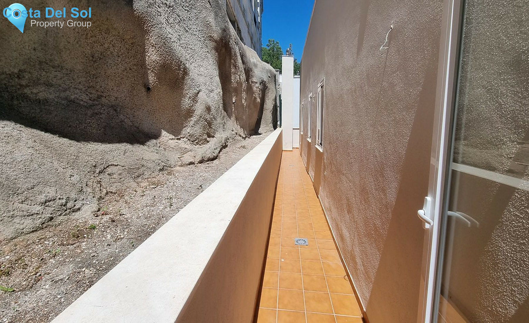 Middle Floor Apartment in Torremolinos-1477184