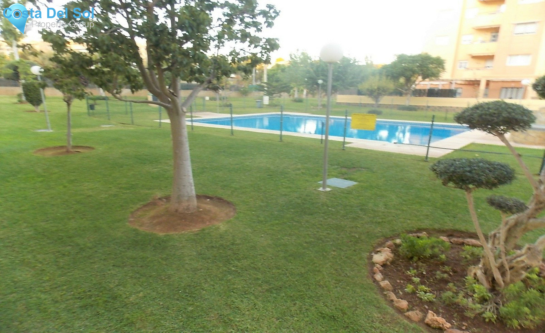 Middle Floor Apartment in Torremolinos-1498974