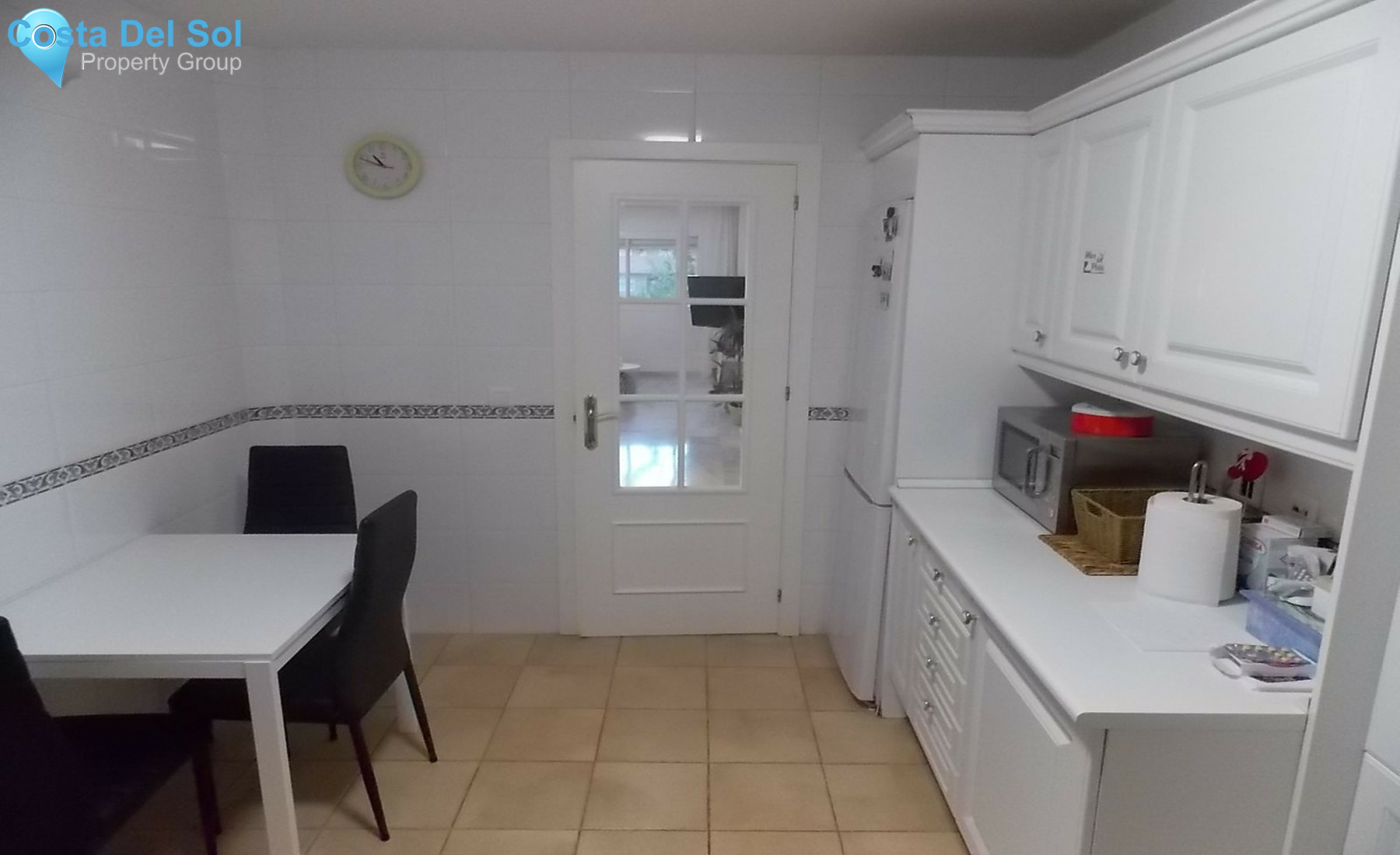 Middle Floor Apartment in Torremolinos-1498984