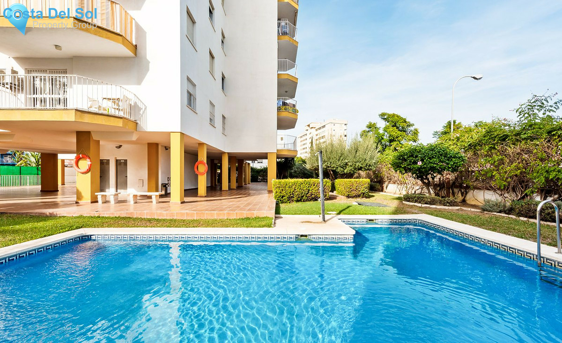 Middle Floor Apartment in Torremolinos-1506095