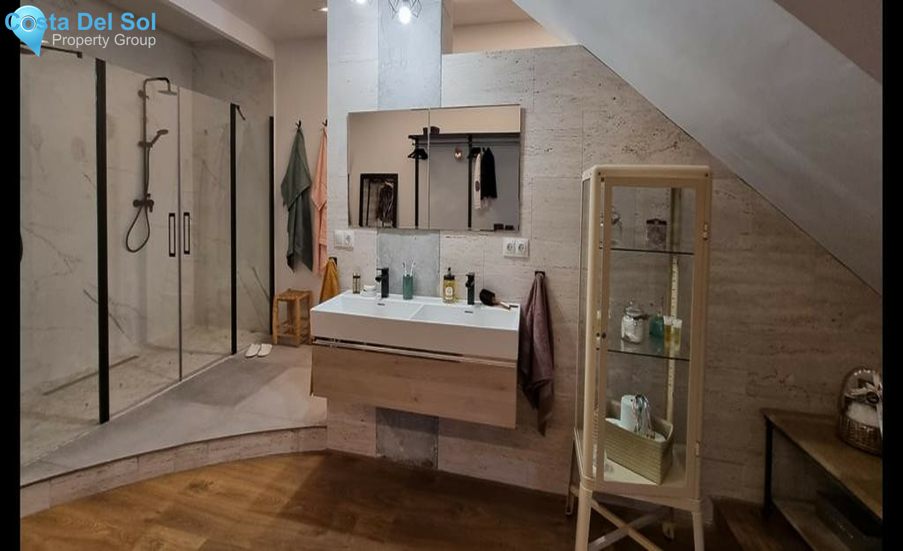 Middle Floor Apartment in Torremolinos-1541528