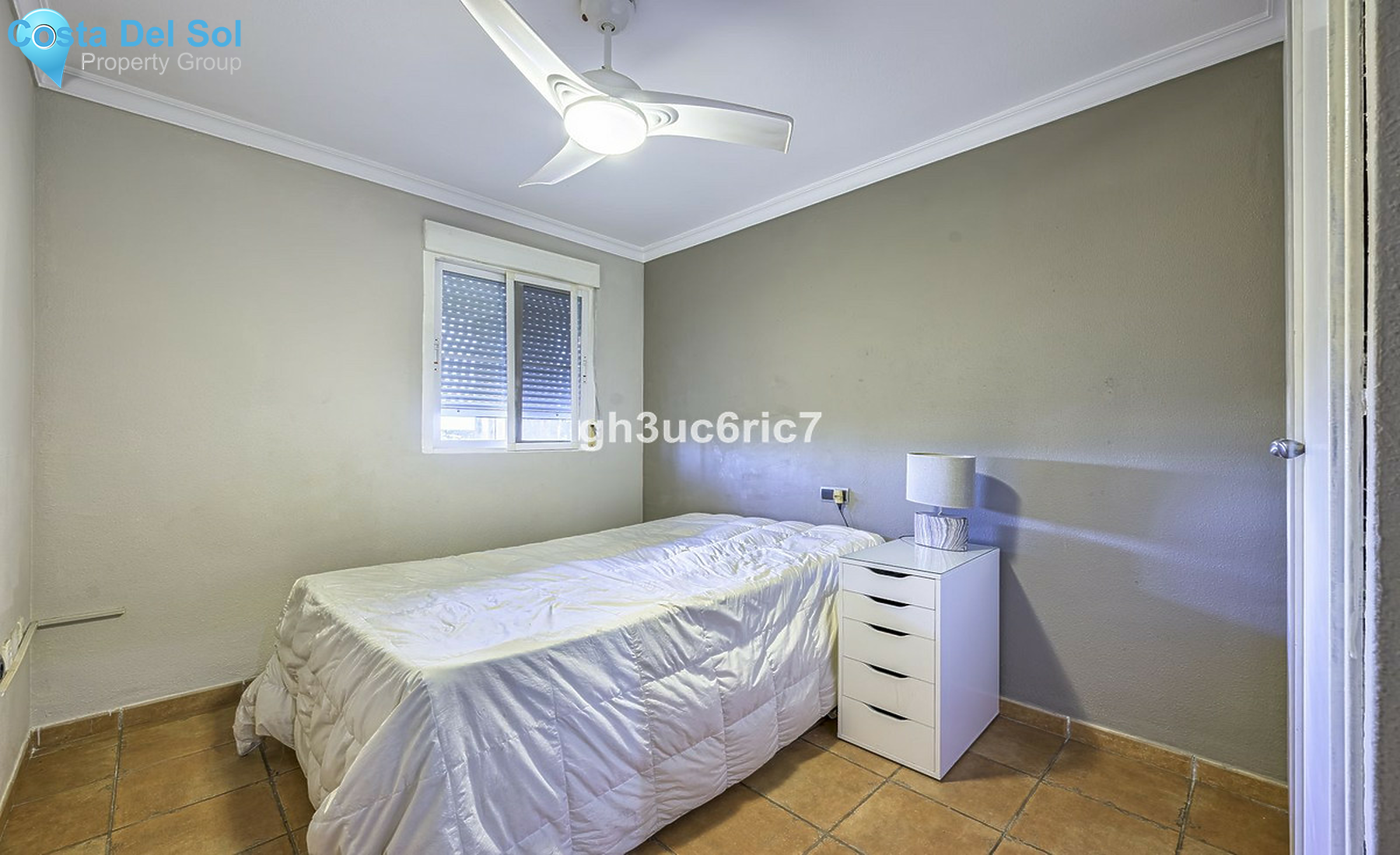 Middle Floor Apartment in Torremolinos-1542504