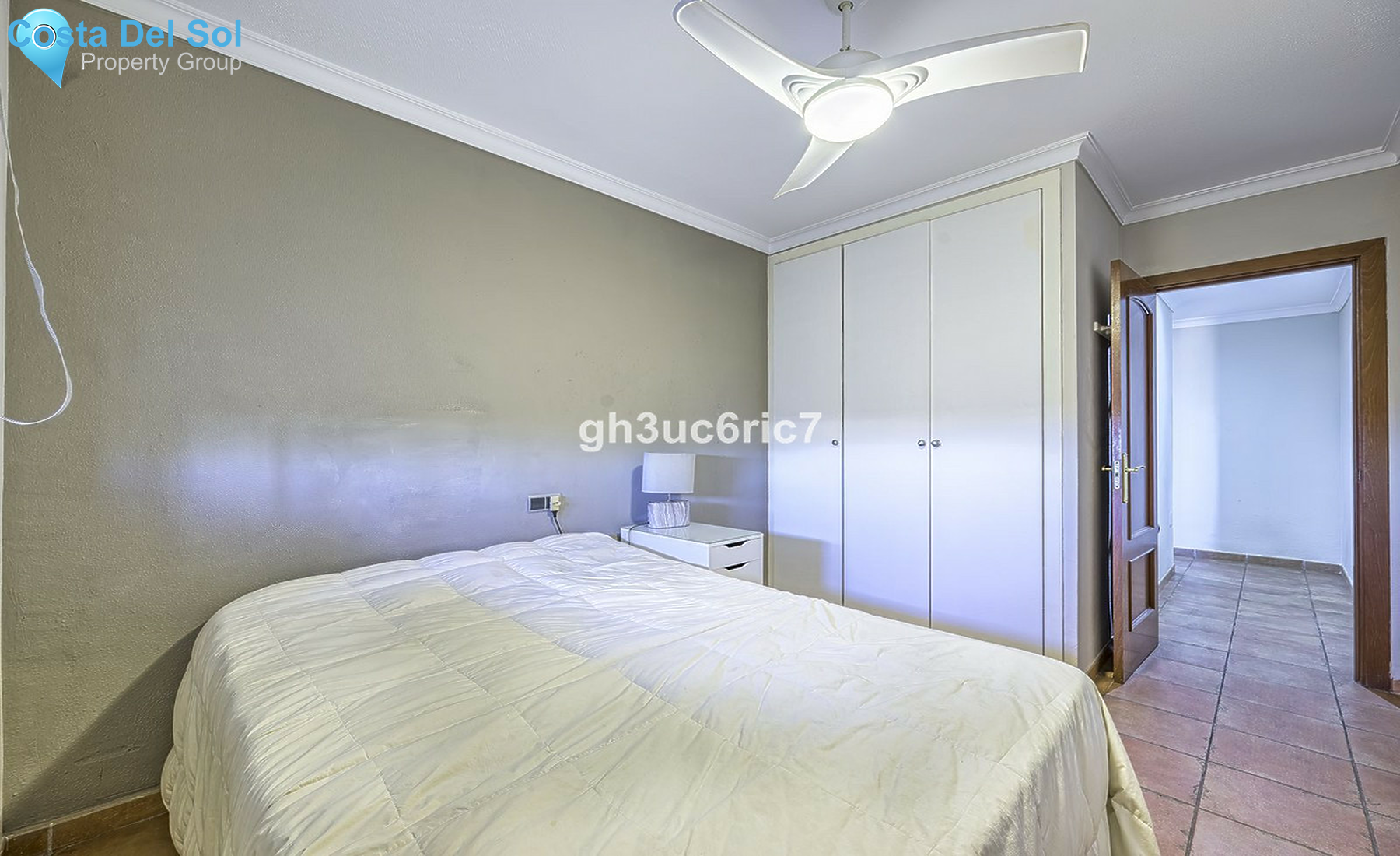 Middle Floor Apartment in Torremolinos-1542505