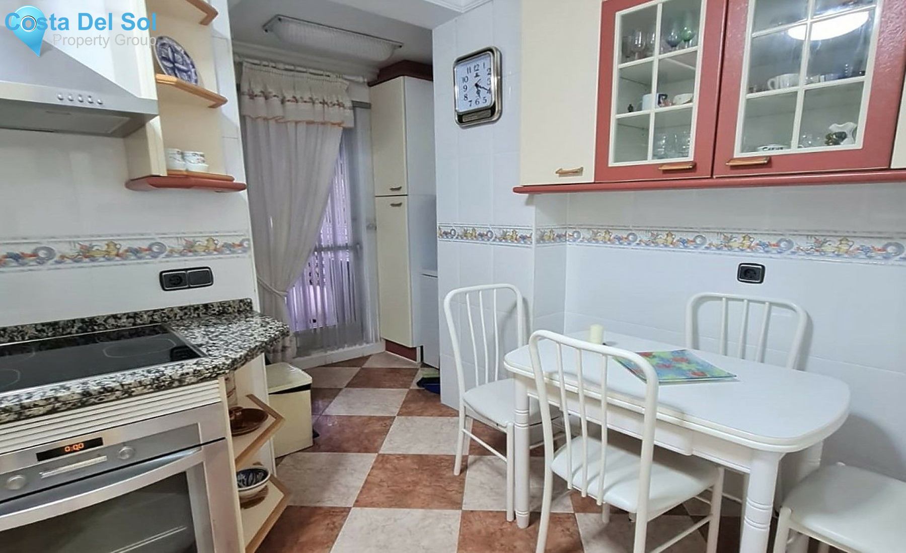 Middle Floor Apartment in Torremolinos-1560472