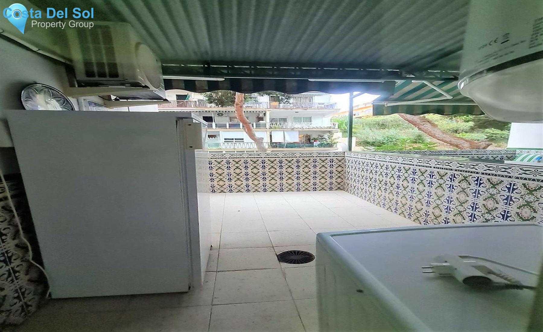 Middle Floor Apartment in Torremolinos-1560473