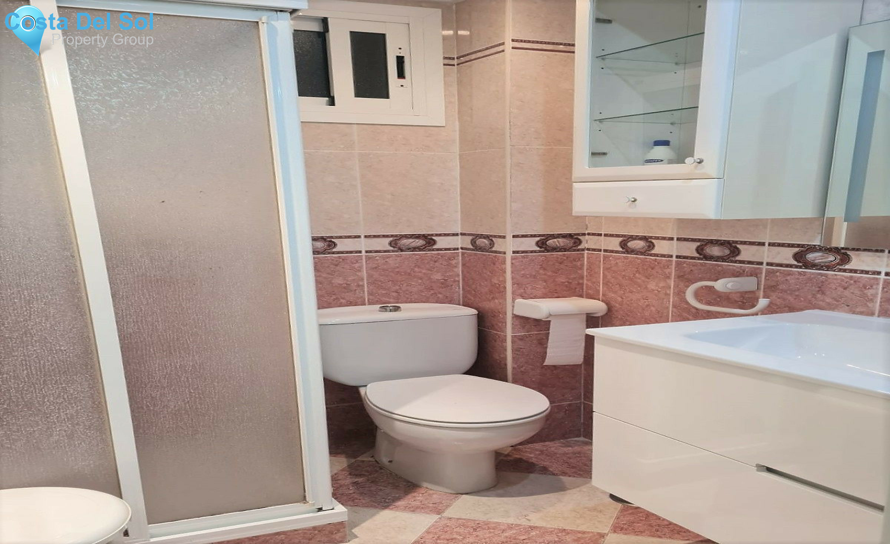 Middle Floor Apartment in Torremolinos-1560476
