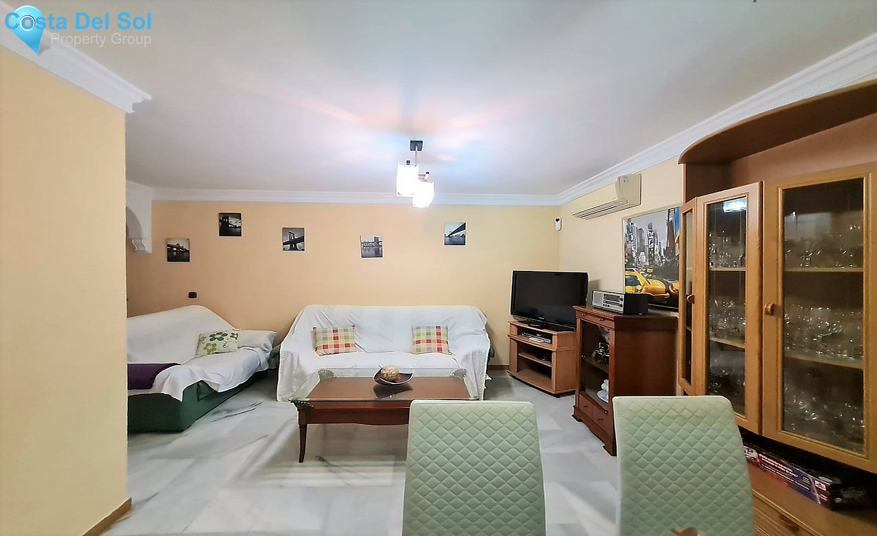 Middle Floor Apartment in Torremolinos-1560481