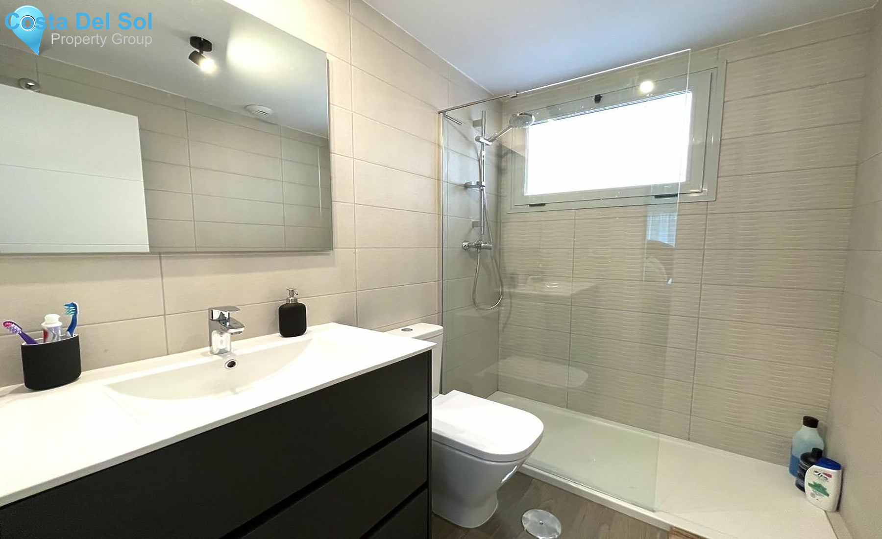 Middle Floor Apartment in Torremolinos-1173918