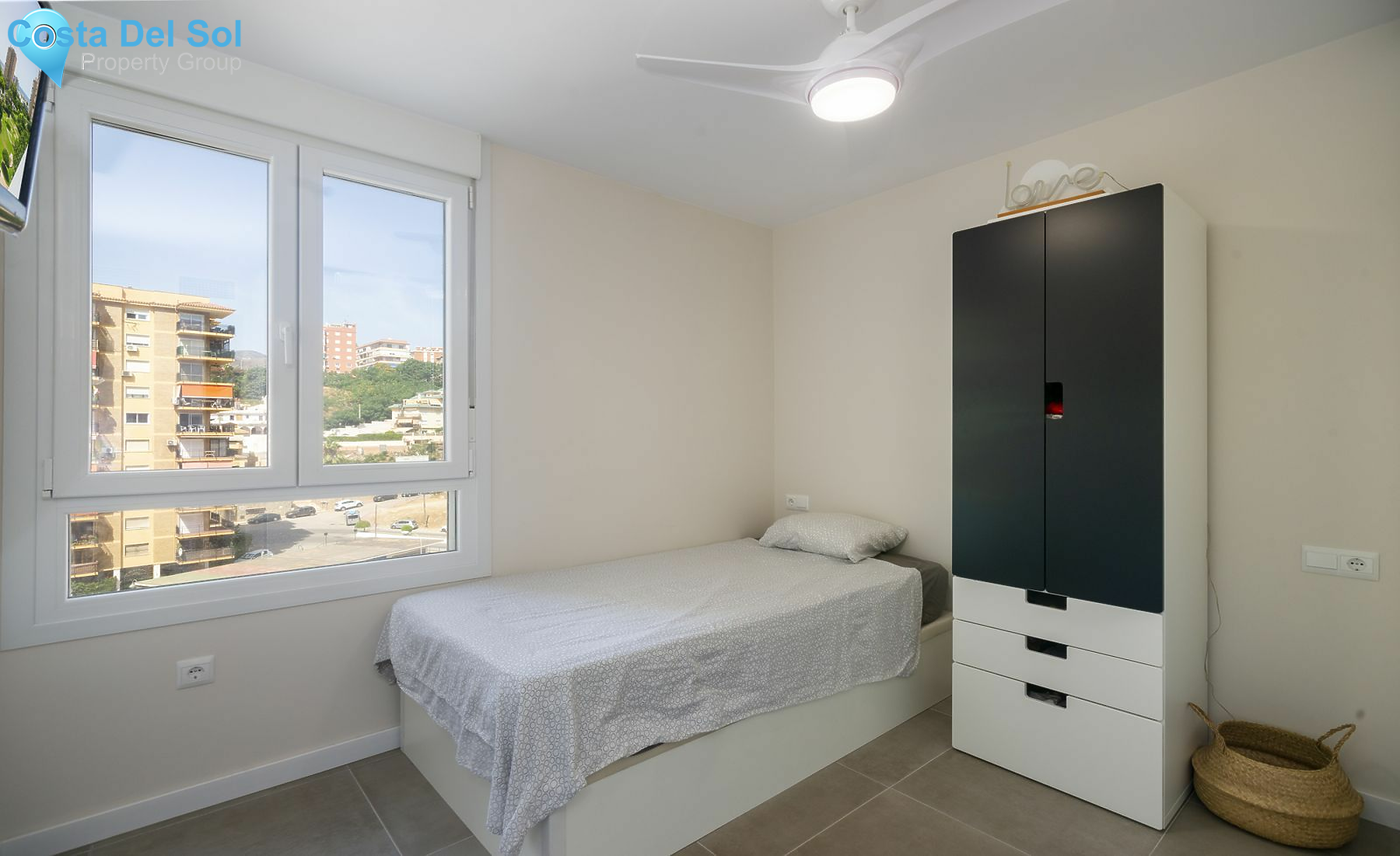 Middle Floor Apartment in Torremolinos-1386708