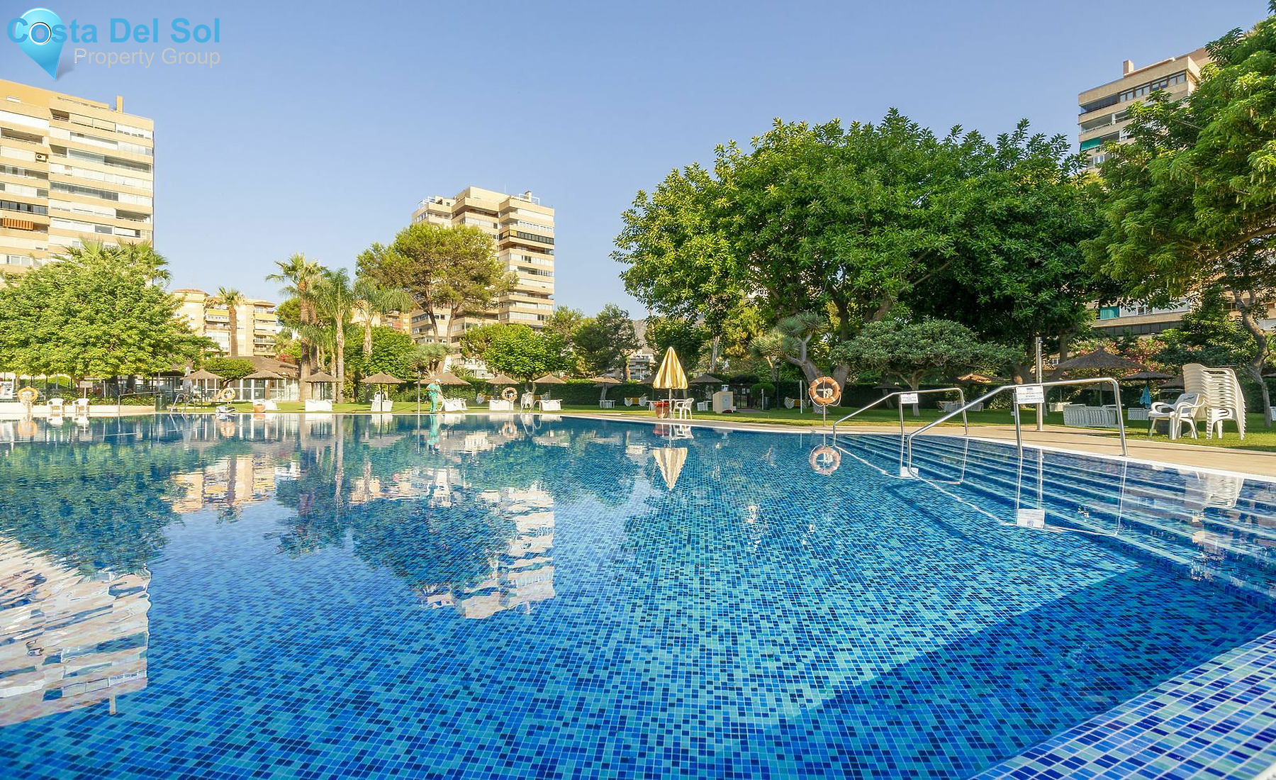 Middle Floor Apartment in Torremolinos-1386715