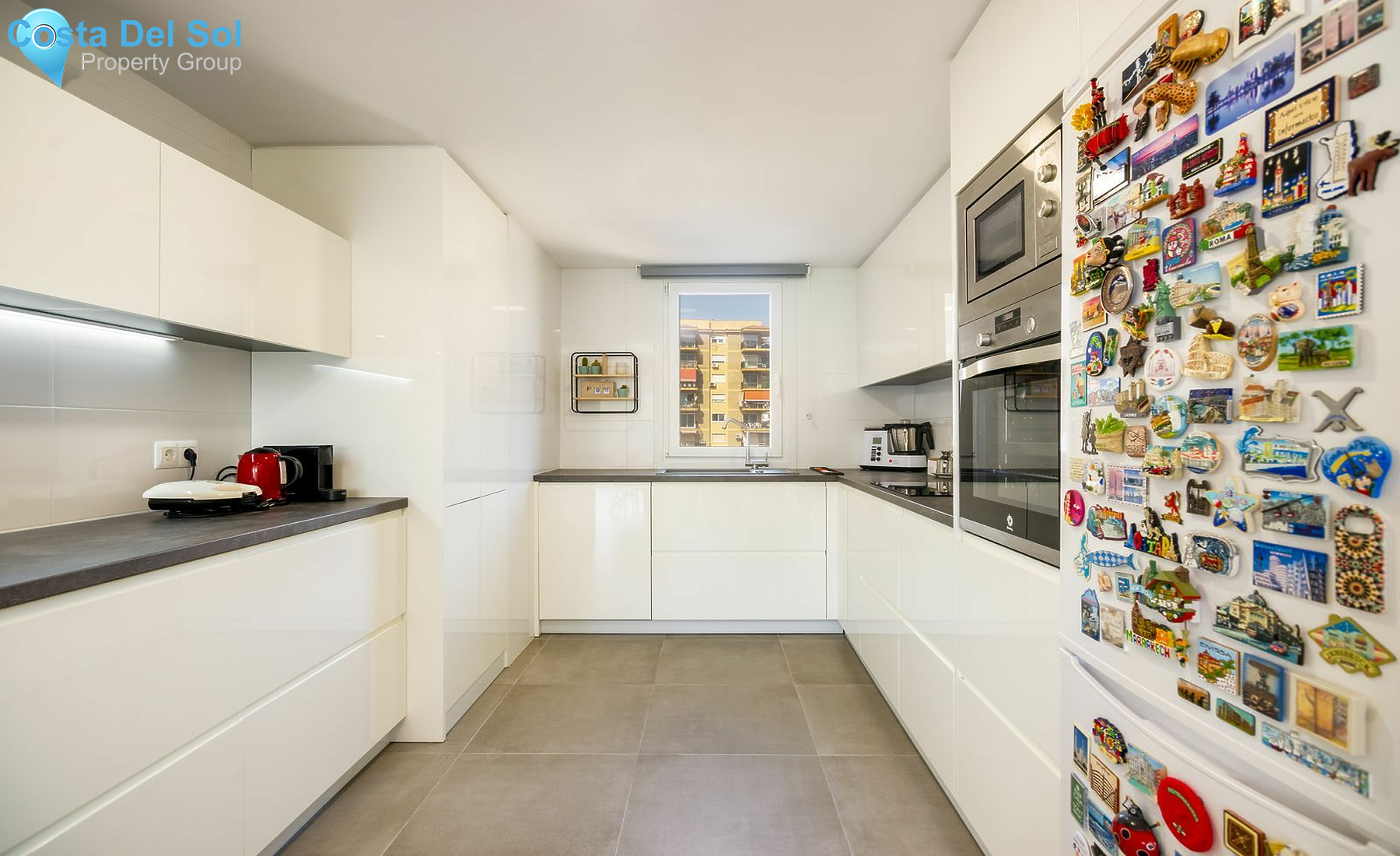 Middle Floor Apartment in Torremolinos-1386702