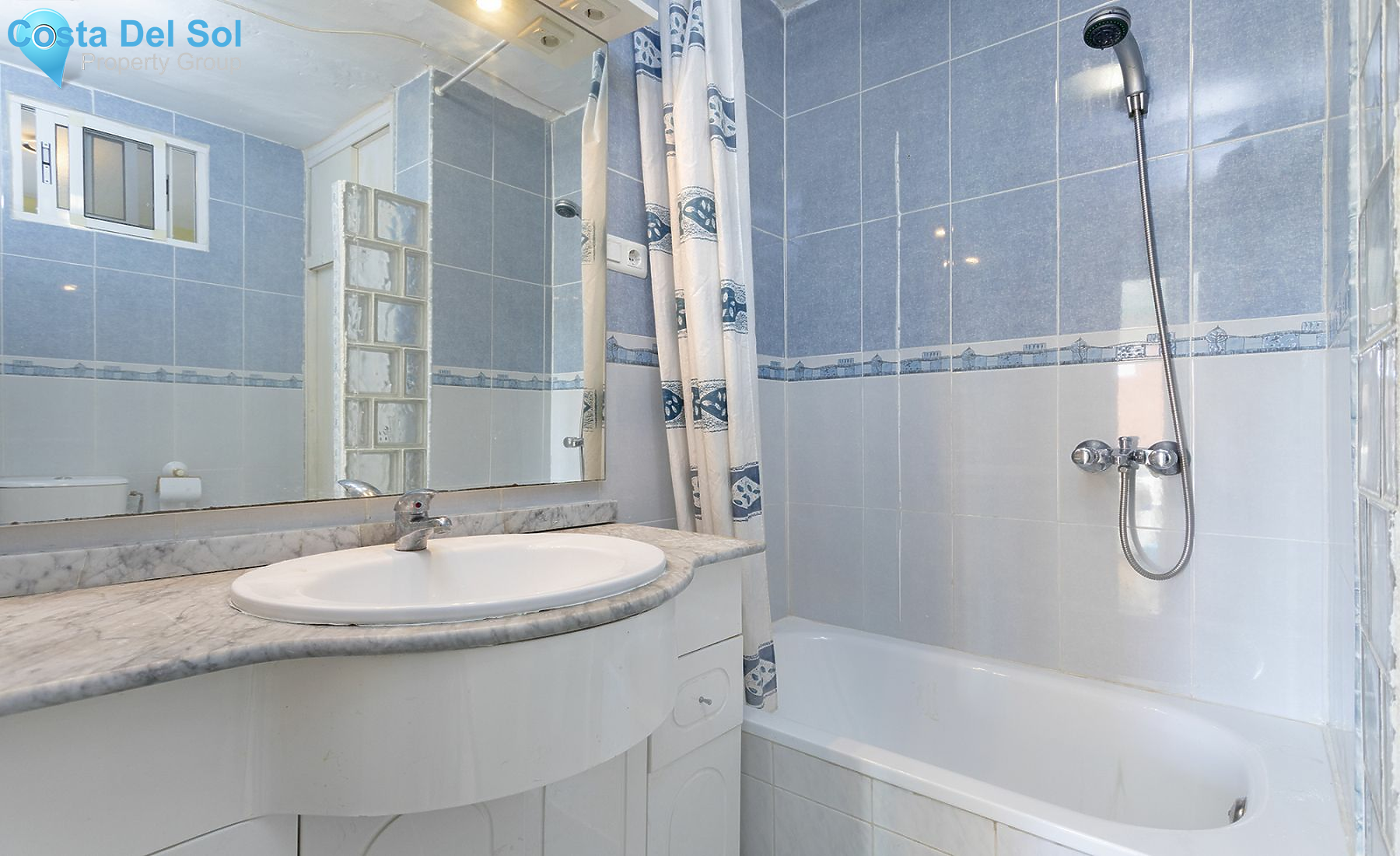 Middle Floor Apartment in Torremolinos-1395773