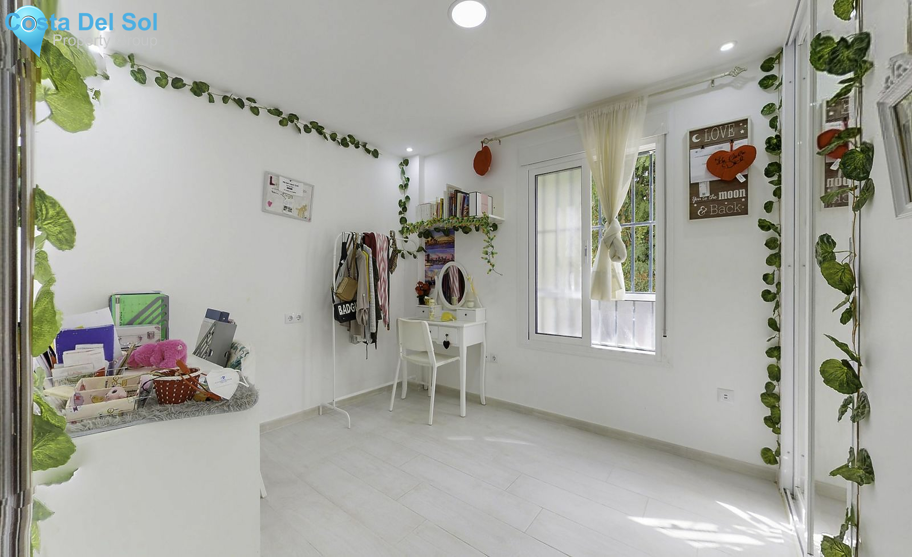 Middle Floor Apartment in Torremolinos-1464447