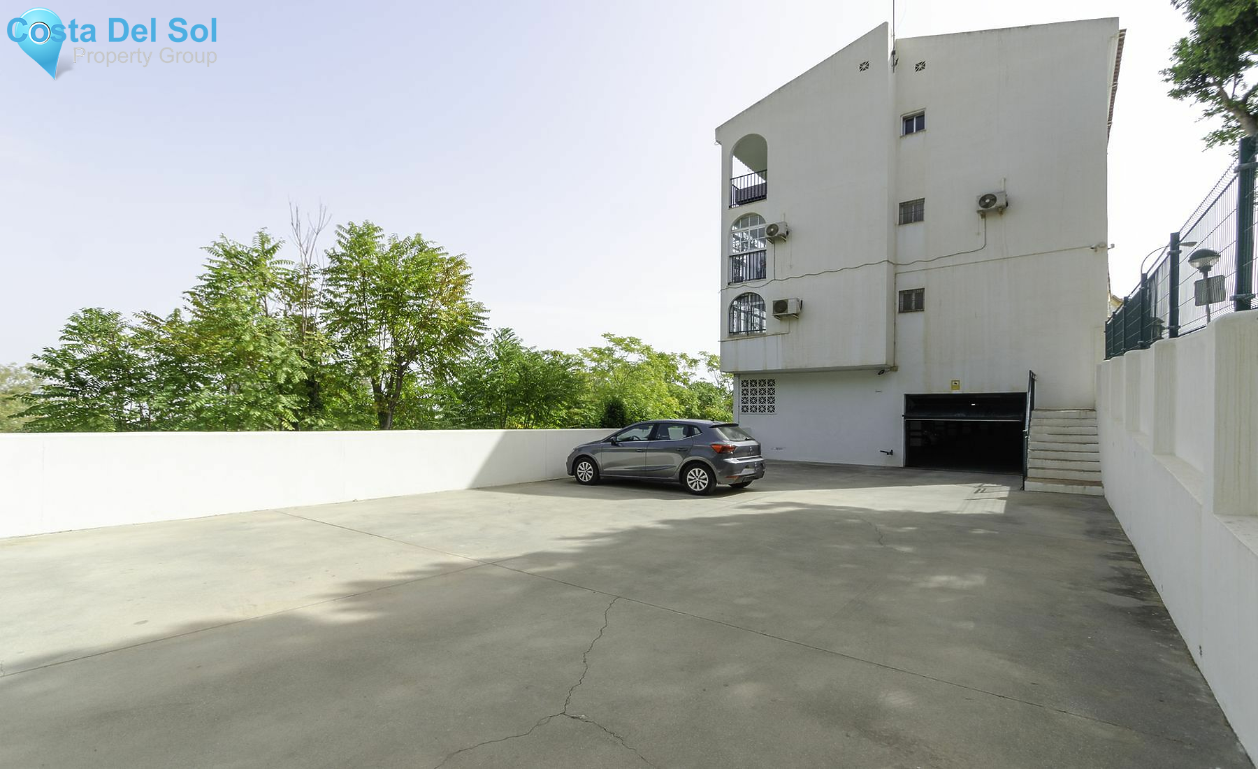 Middle Floor Apartment in Torremolinos-1464453