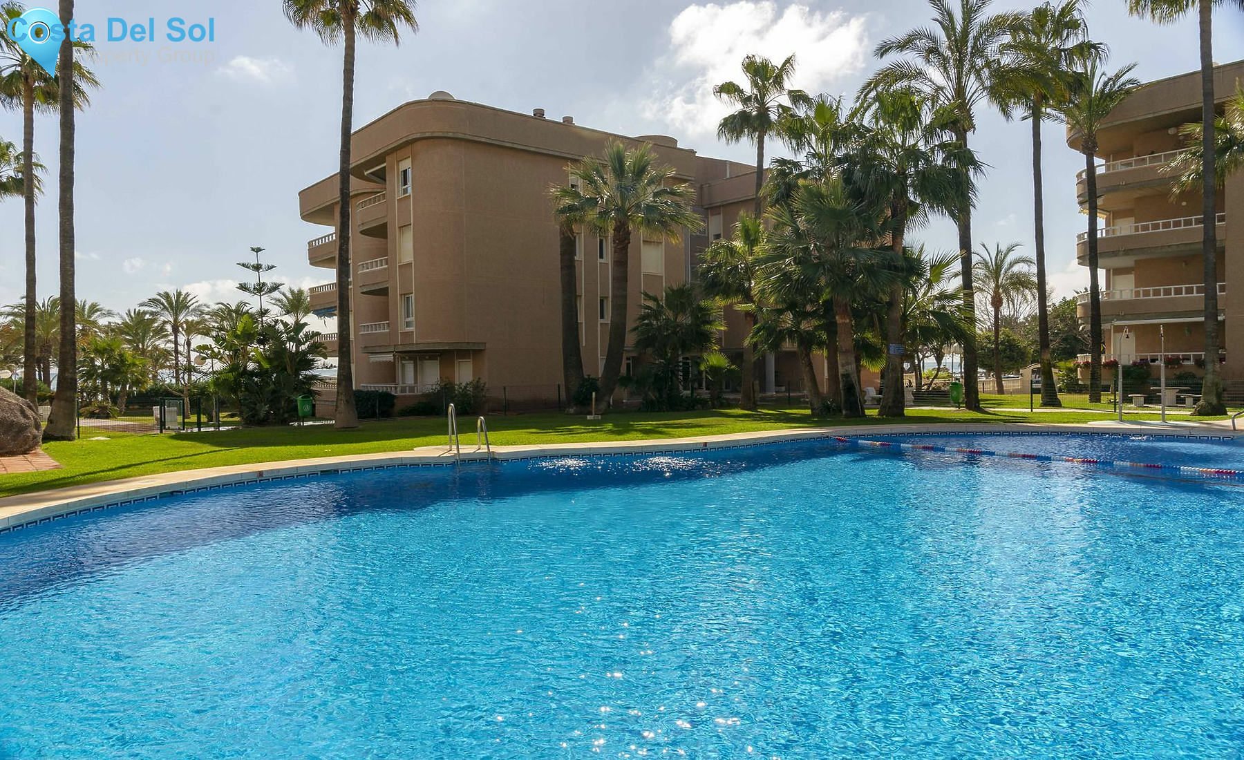 Middle Floor Apartment in Torremolinos-1515453
