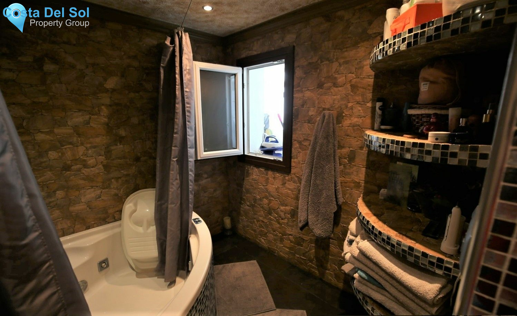 Middle Floor Apartment in Vélez-Málaga-1230761