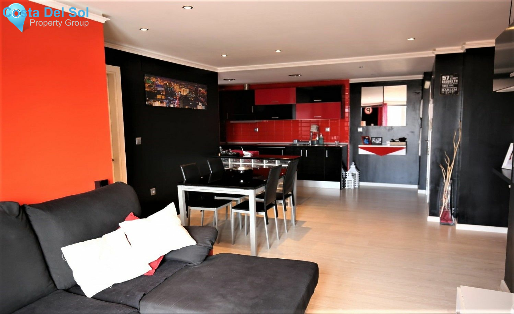 Middle Floor Apartment in Vélez-Málaga-1230751