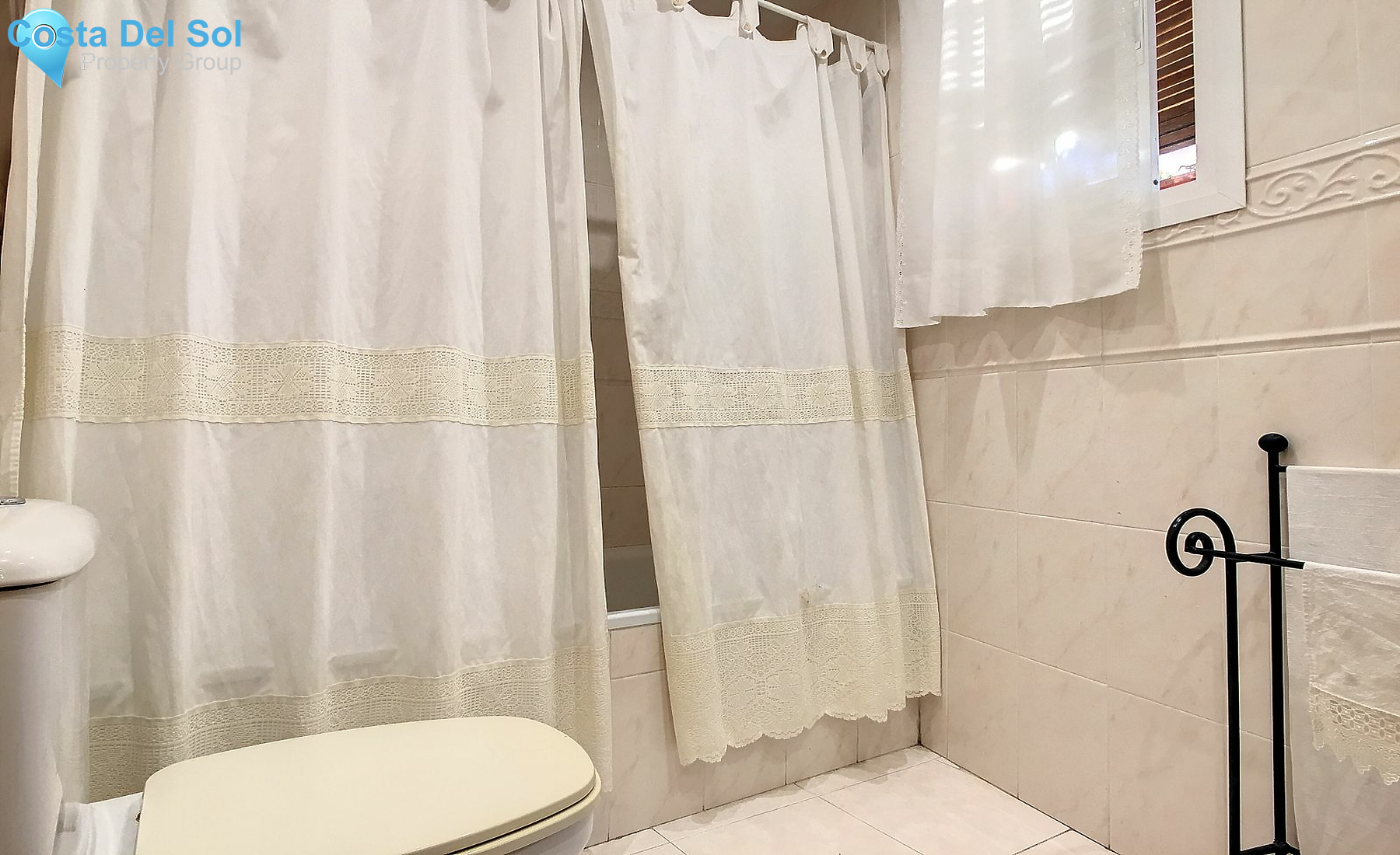 Penthouse in Alhaurín de la Torre-1169690