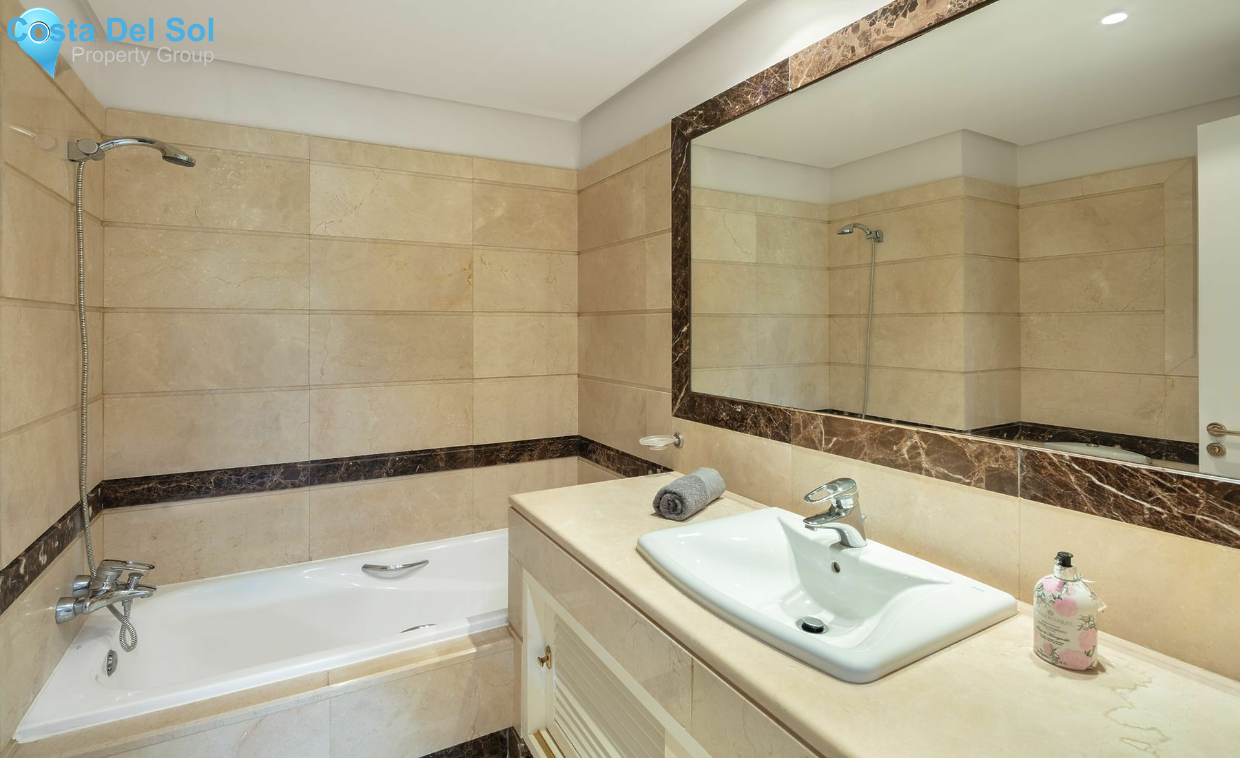 Penthouse in Bahía de Marbella-1547071