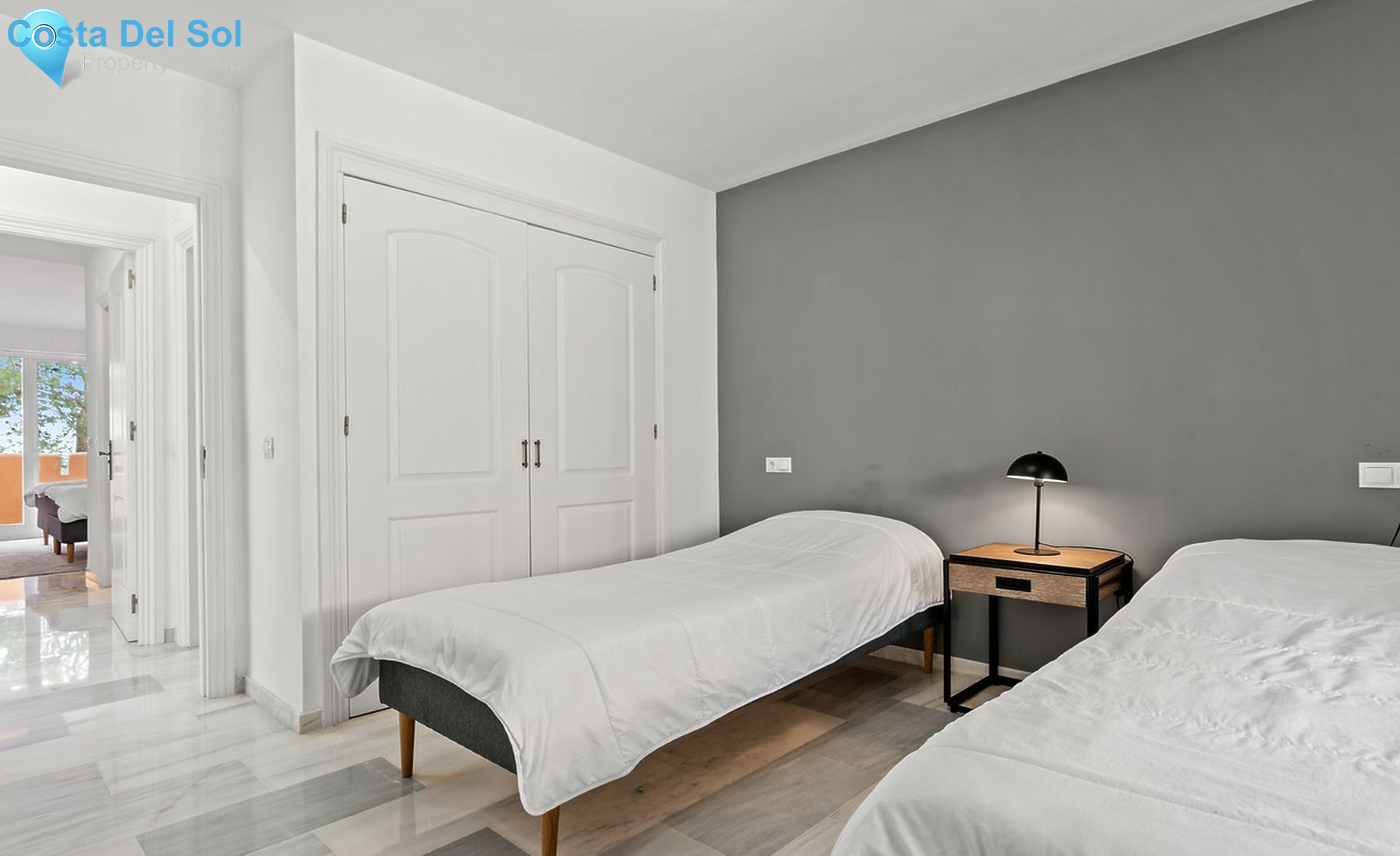 Penthouse in Calahonda-1560511