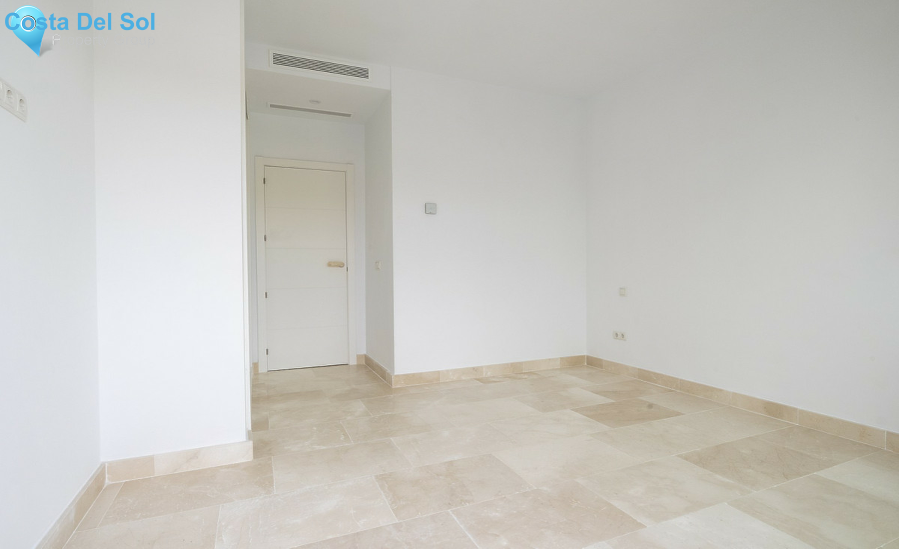 Penthouse in Casares-702350