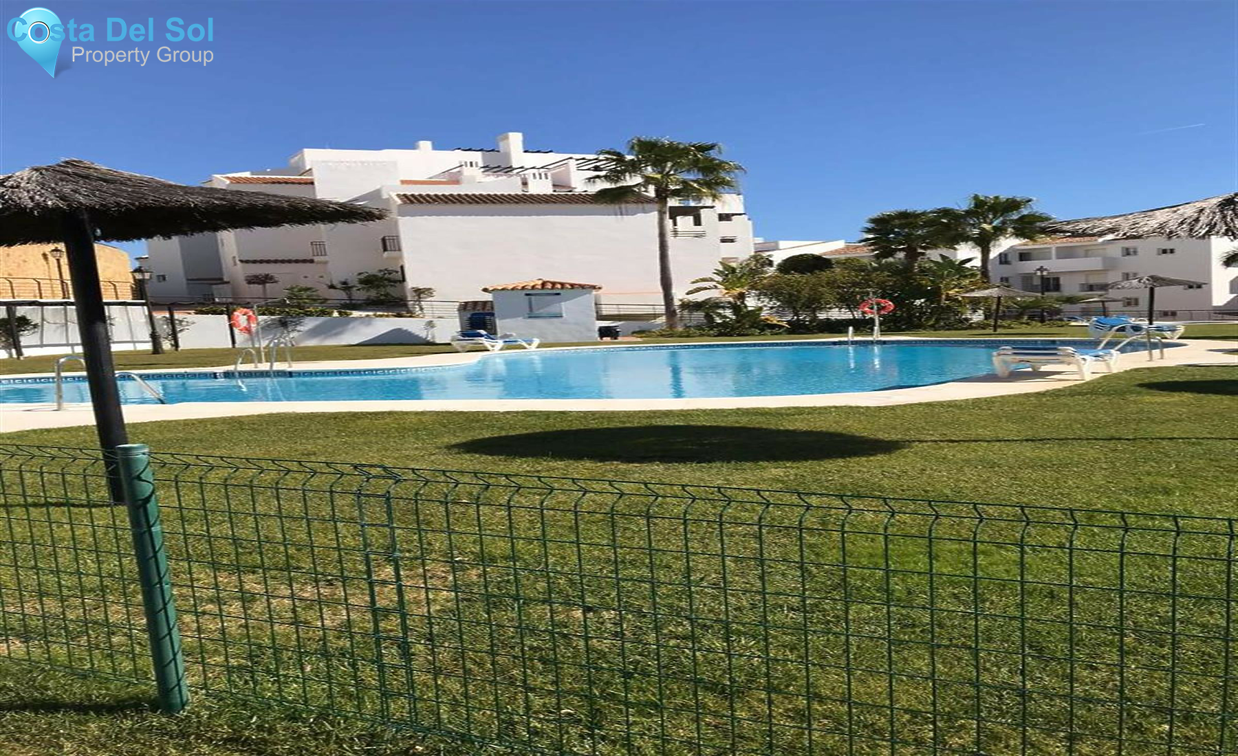 Penthouse Duplex in La Duquesa-1498887