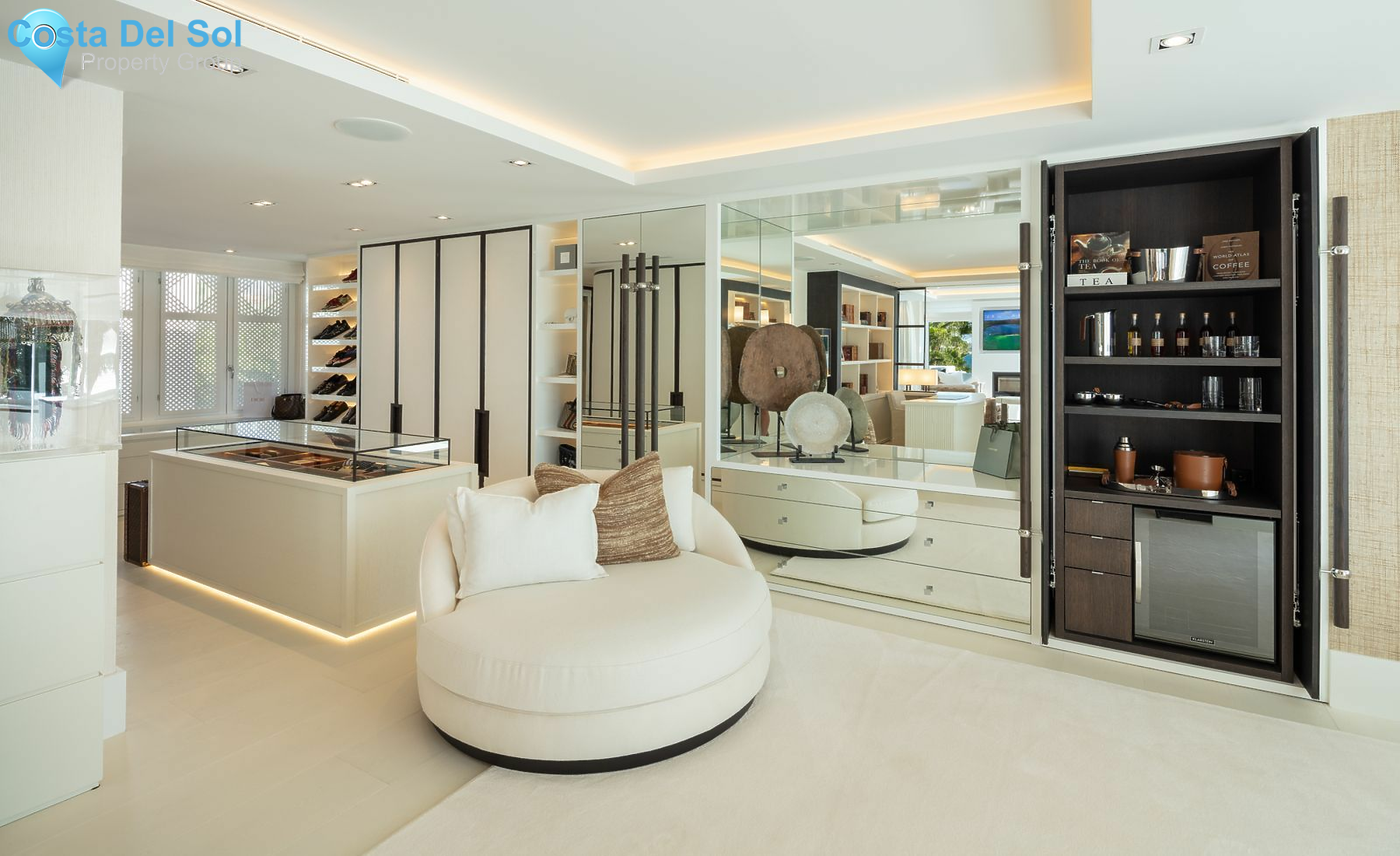 Penthouse Duplex in The Golden Mile-1450621