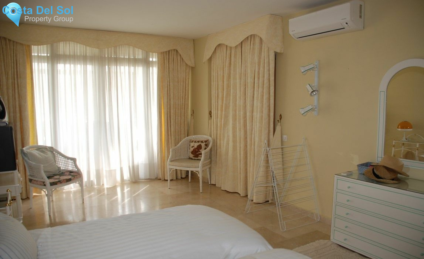 Penthouse in Estepona-1211671