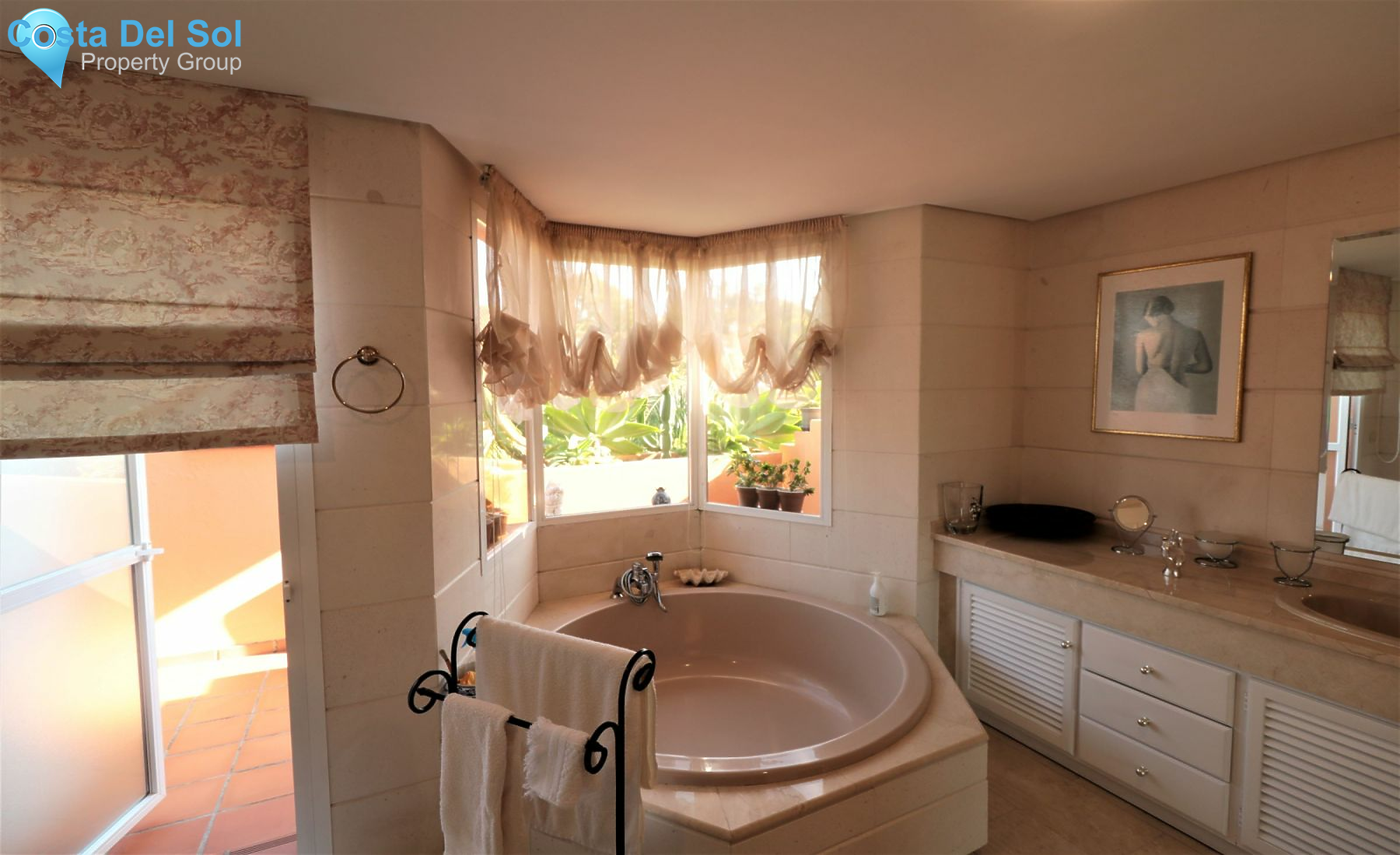 Penthouse in New Golden Mile-1386776