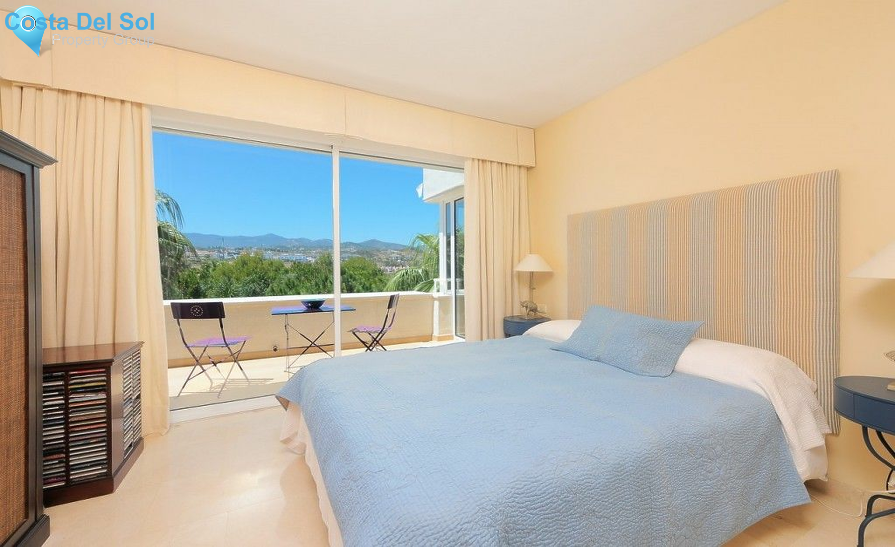 Penthouse in Estepona-1484019