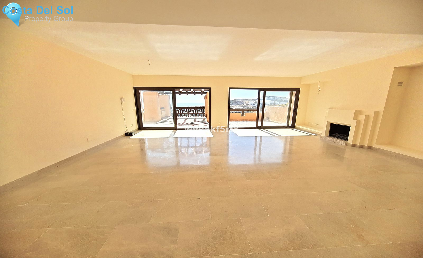 Penthouse in La Duquesa-1444420