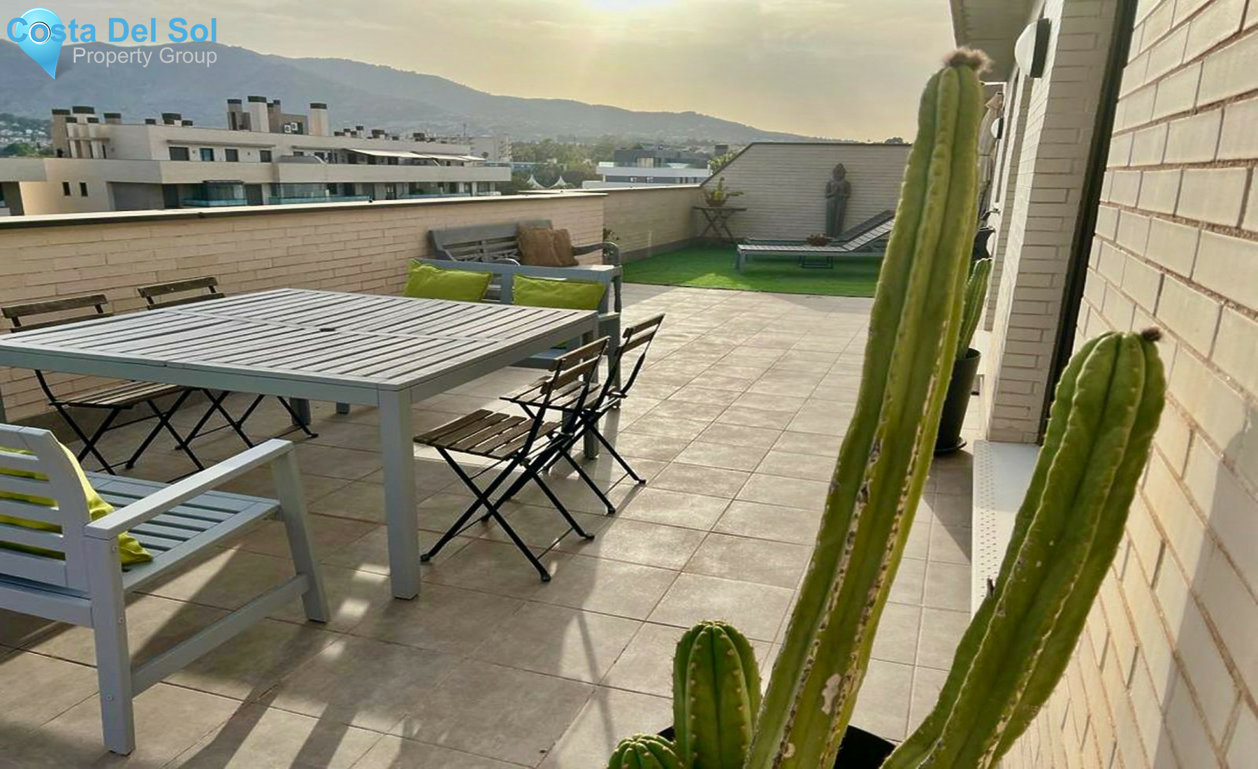 Penthouse in Los Alamos-1524218