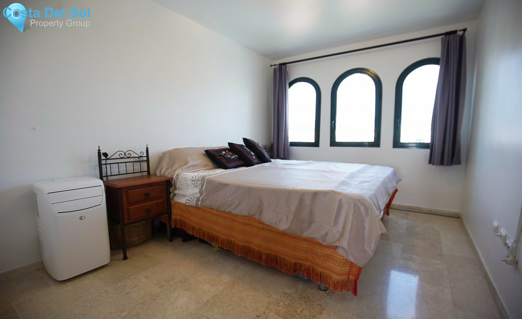 Penthouse in New Golden Mile-1291886