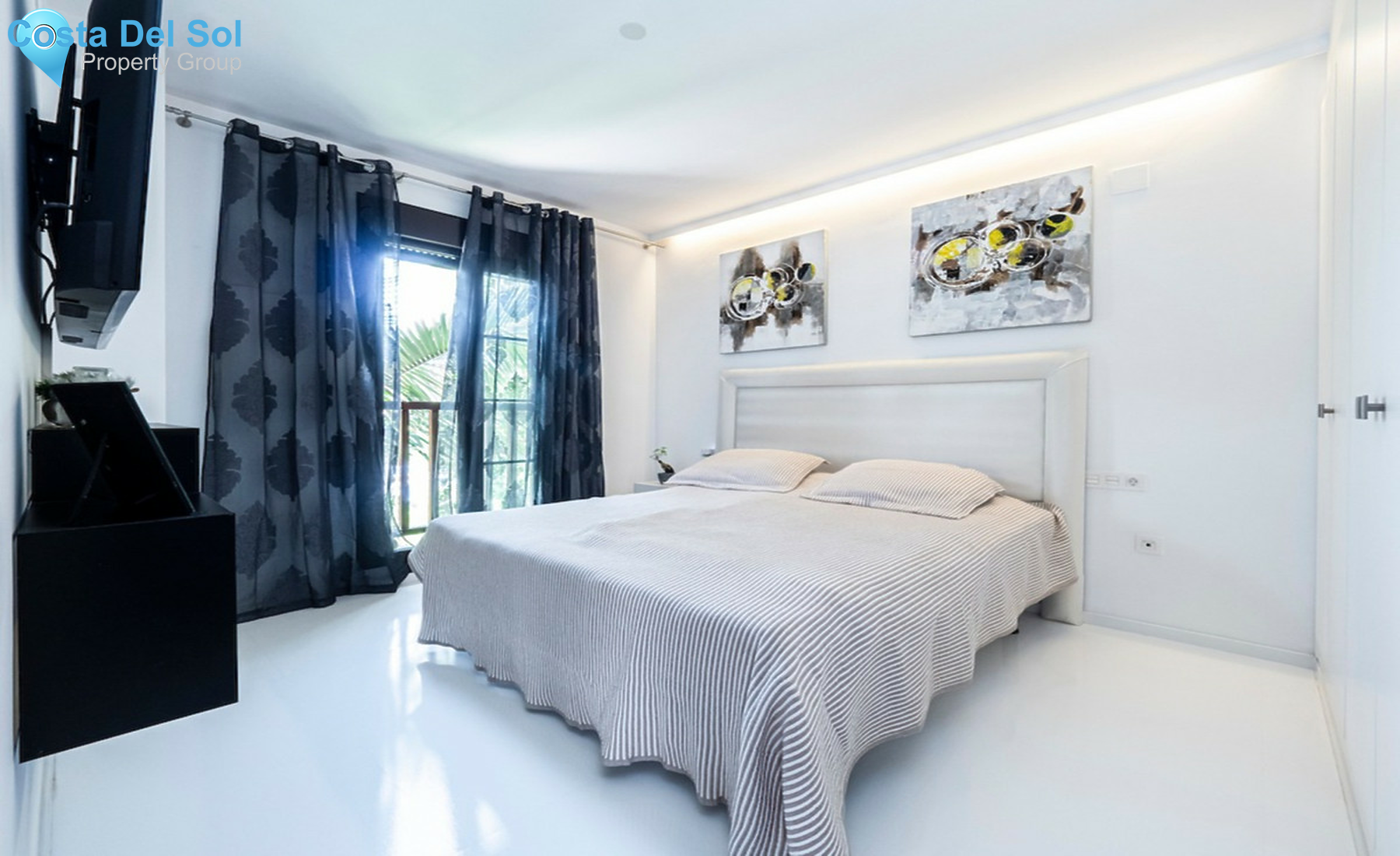 Penthouse in New Golden Mile-1302871