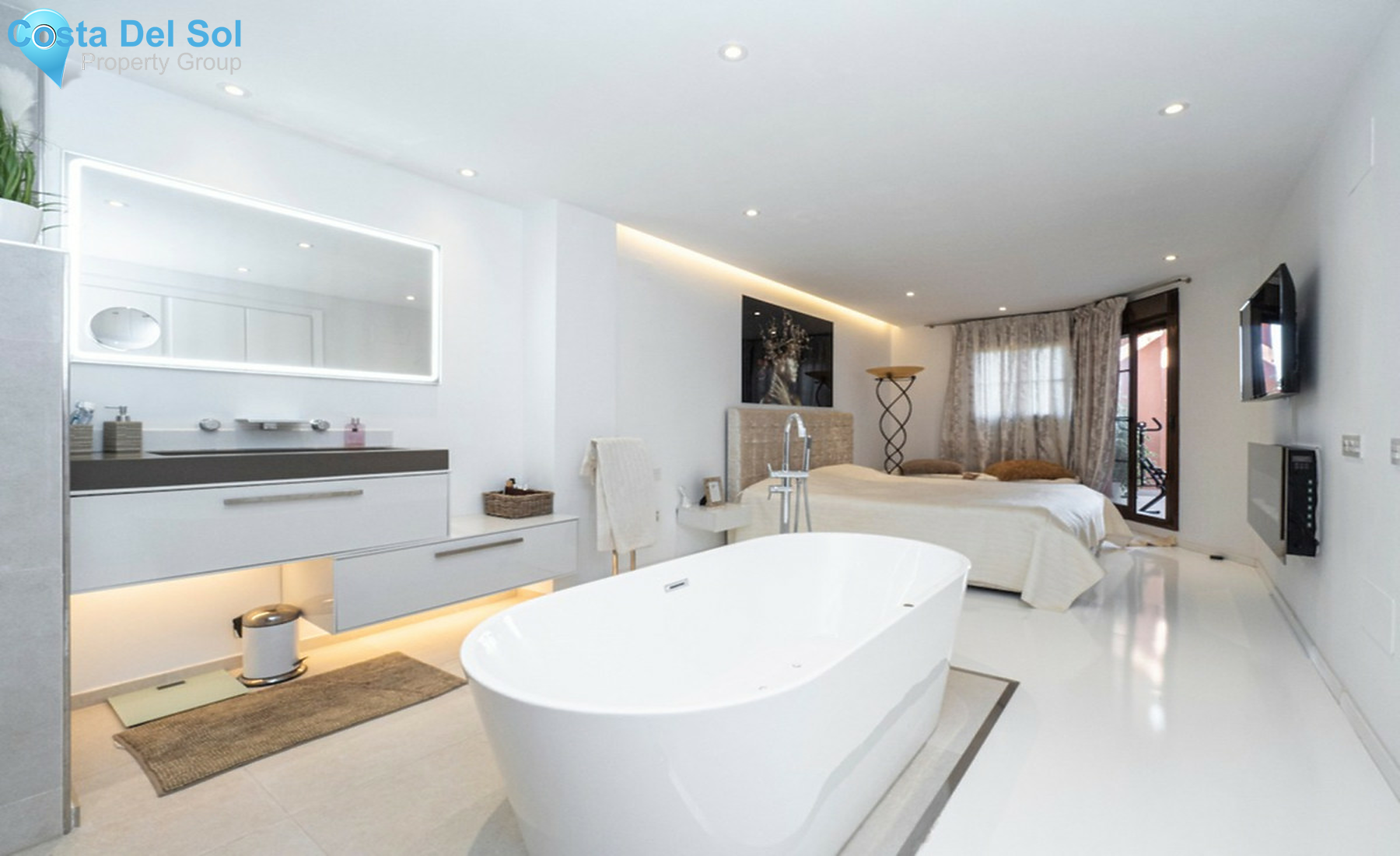 Penthouse in New Golden Mile-1302874