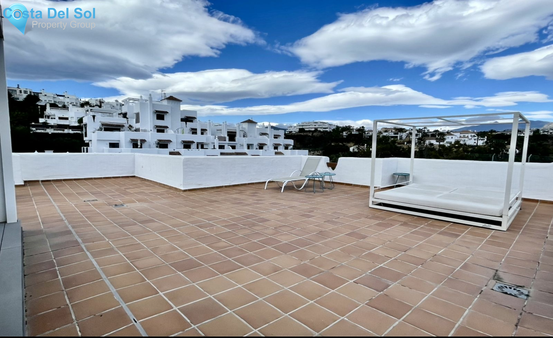 Penthouse in New Golden Mile-1151393