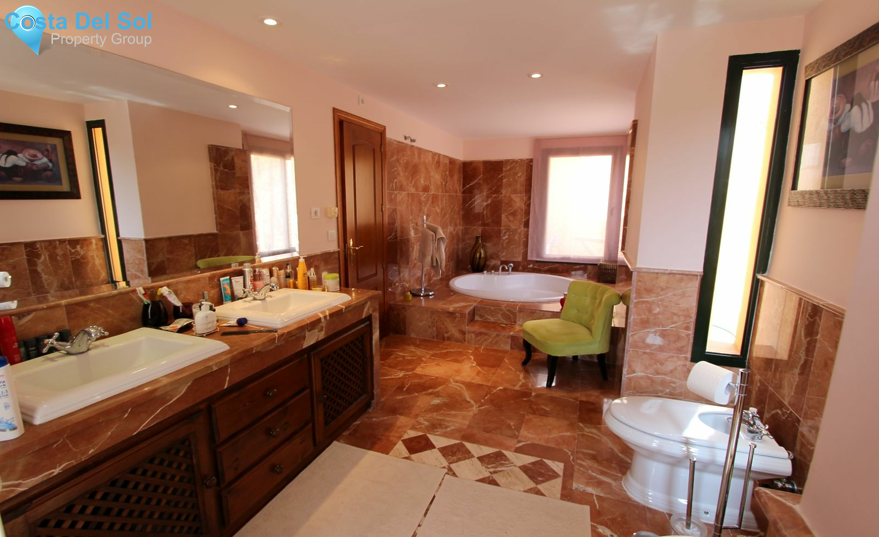 Penthouse in New Golden Mile-1223920