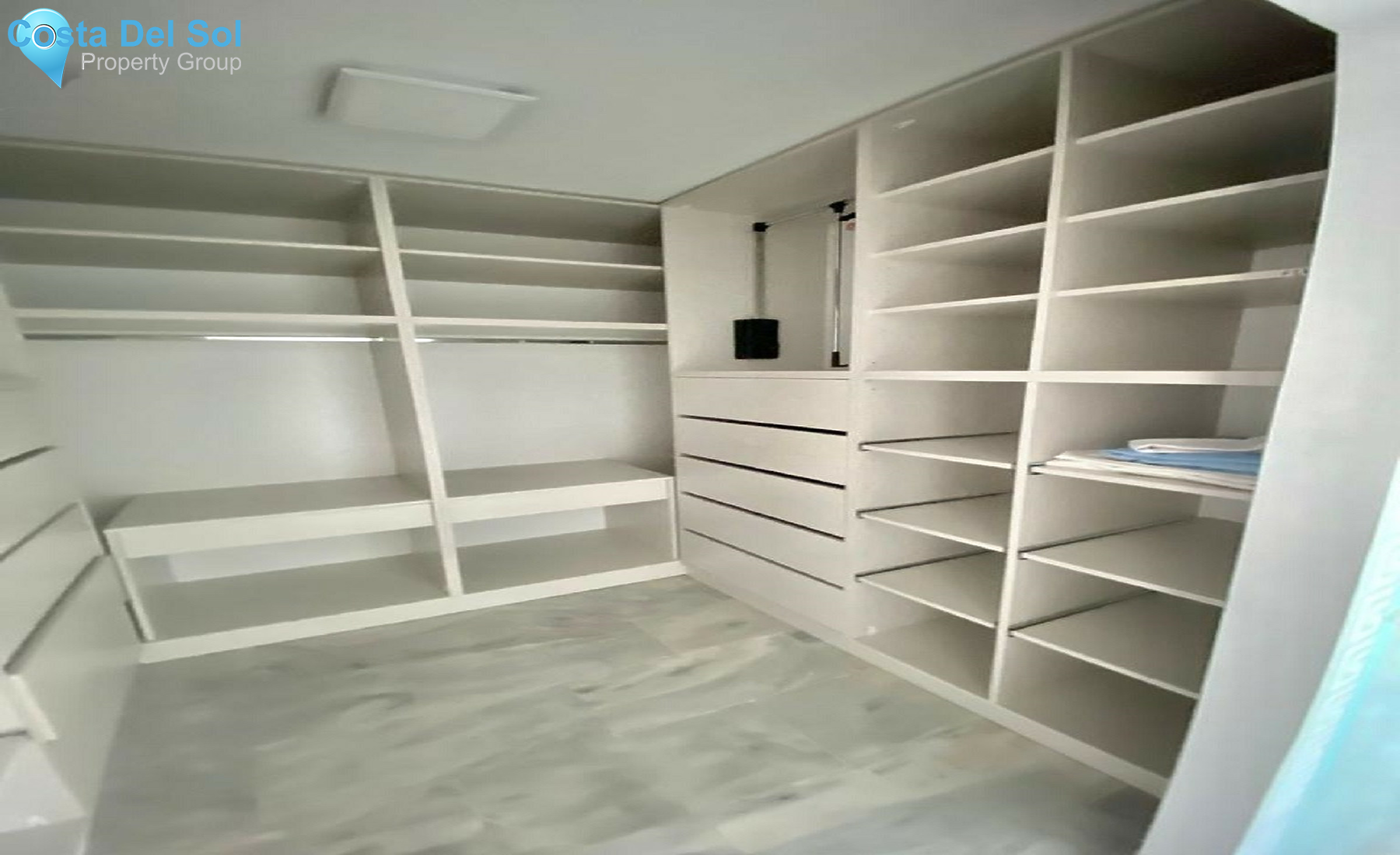 Penthouse in Nueva Andalucía-1307907