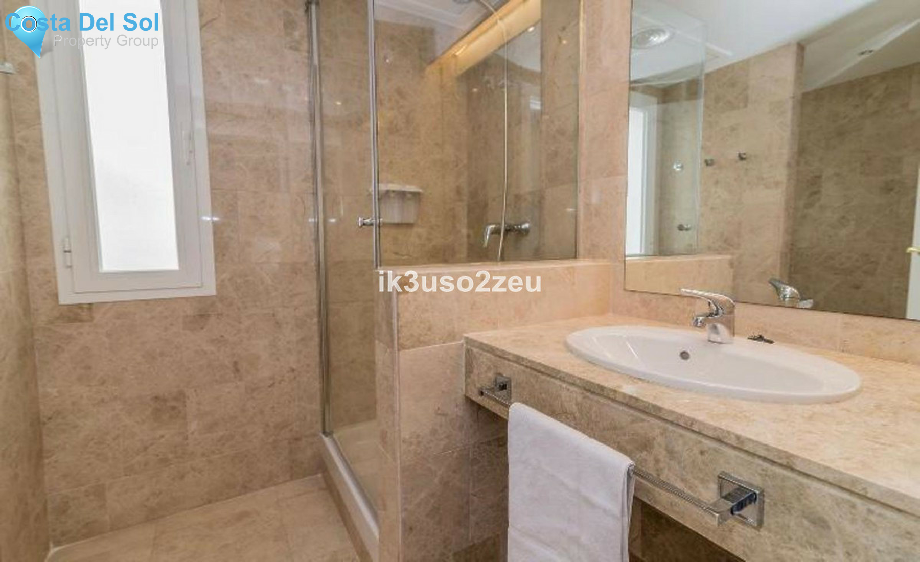Penthouse in Nueva Andalucía-1330911