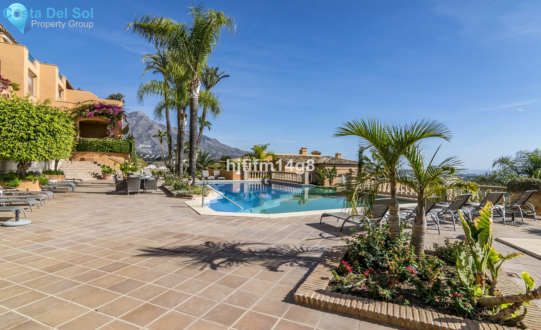 Penthouse in Nueva Andalucía-1499901