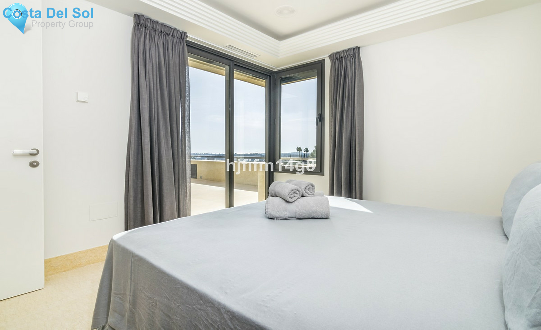 Penthouse in Nueva Andalucía-1541409