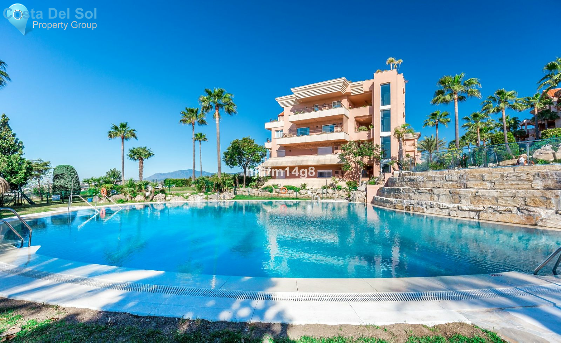 Penthouse in Nueva Andalucía-1148374