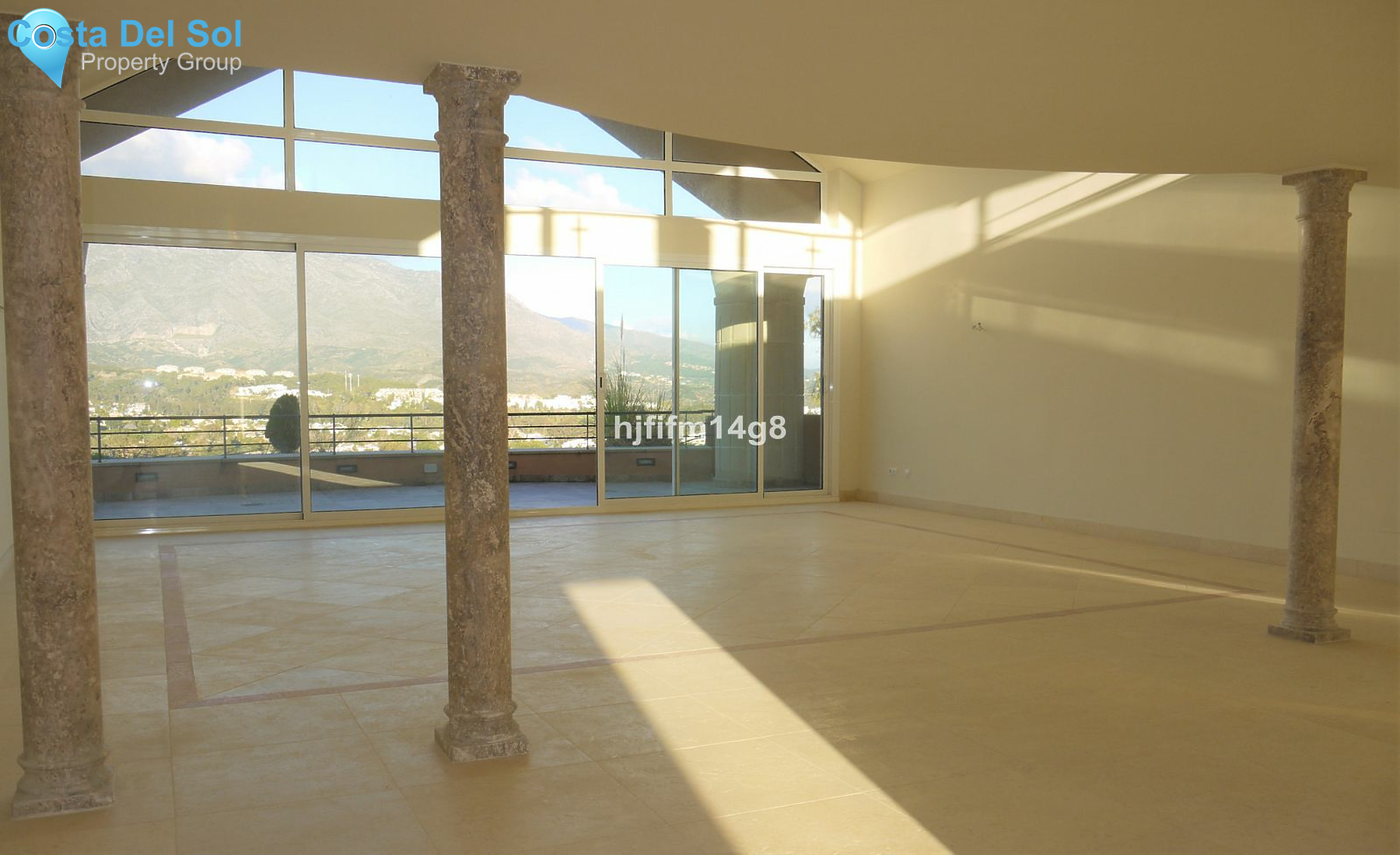 Penthouse in Nueva Andalucía-1148360